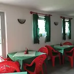 Pensiune Balaton Vendeghaz *